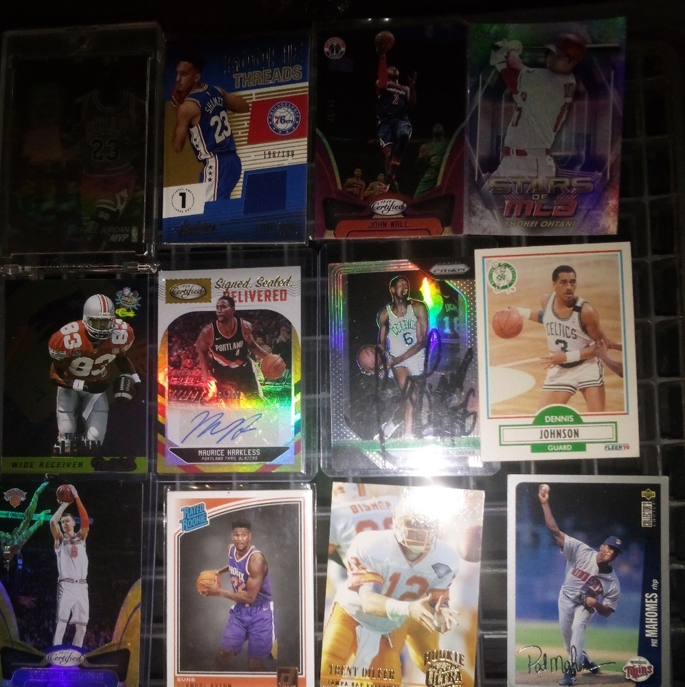 Hot packs all rookies auto mems and hall of famers 10 up to 20